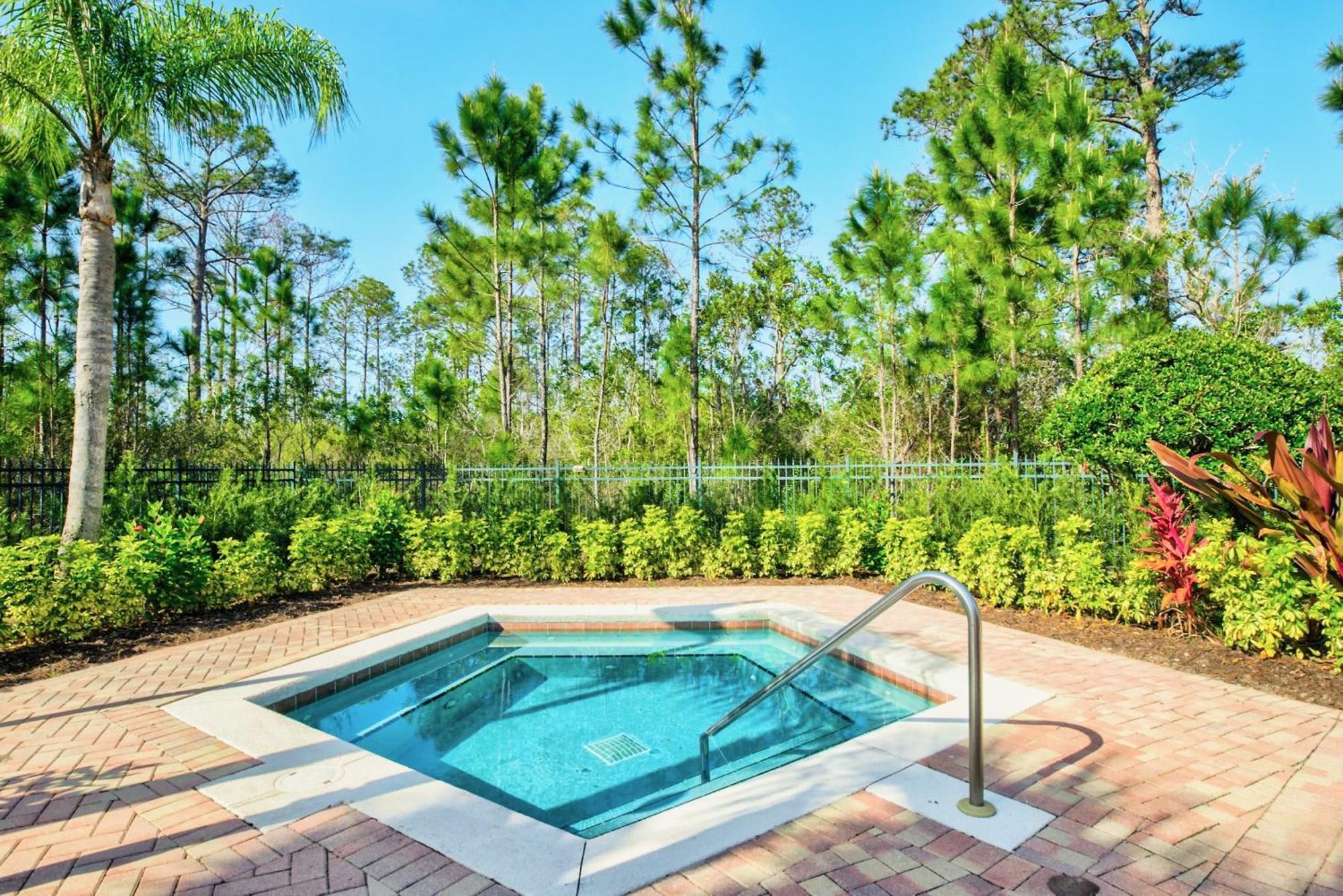 Bright Condo - 2Br With Pool & Hot Tub, Near Disney! Orlando Zewnętrze zdjęcie