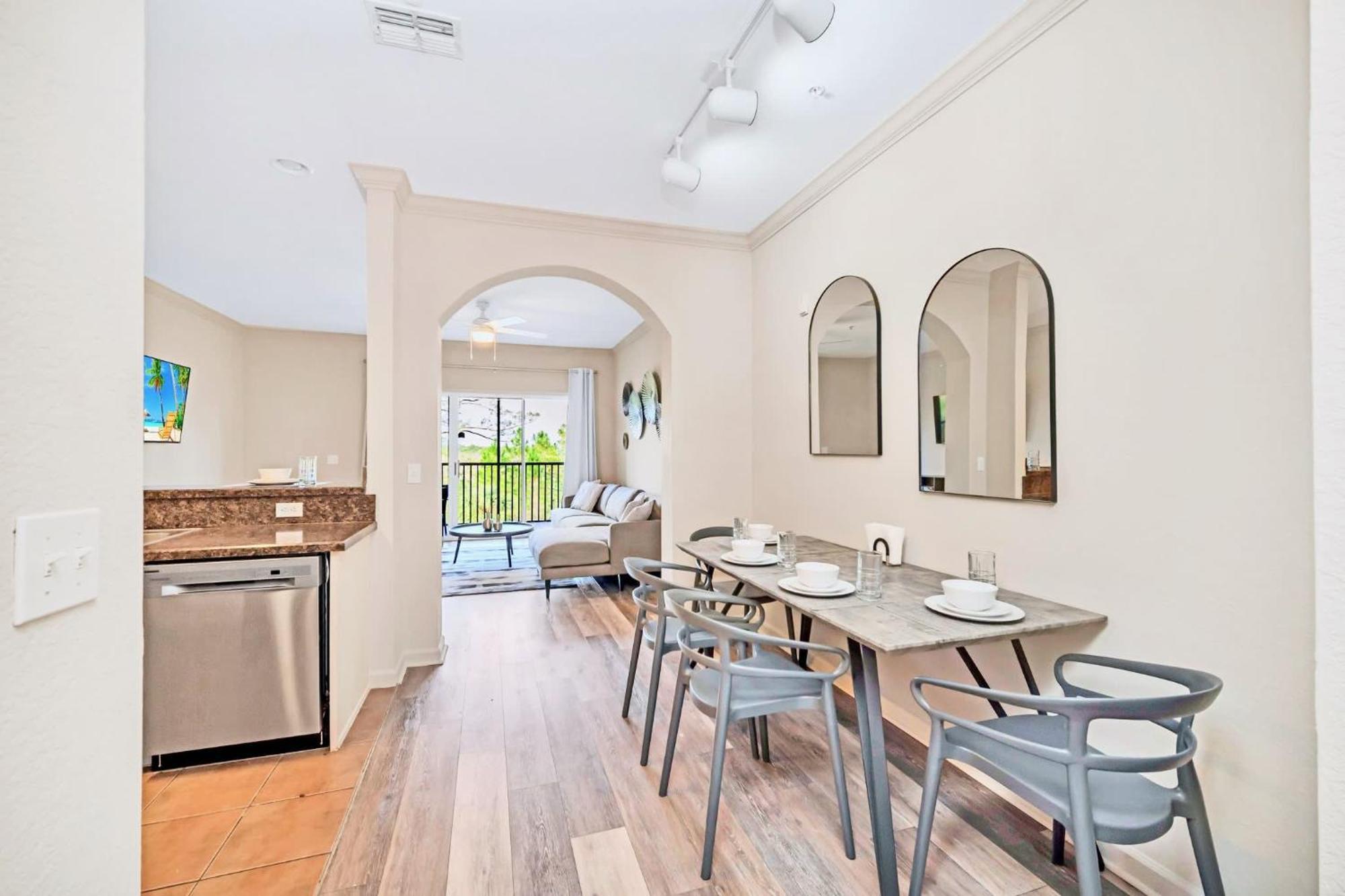 Bright Condo - 2Br With Pool & Hot Tub, Near Disney! Orlando Zewnętrze zdjęcie
