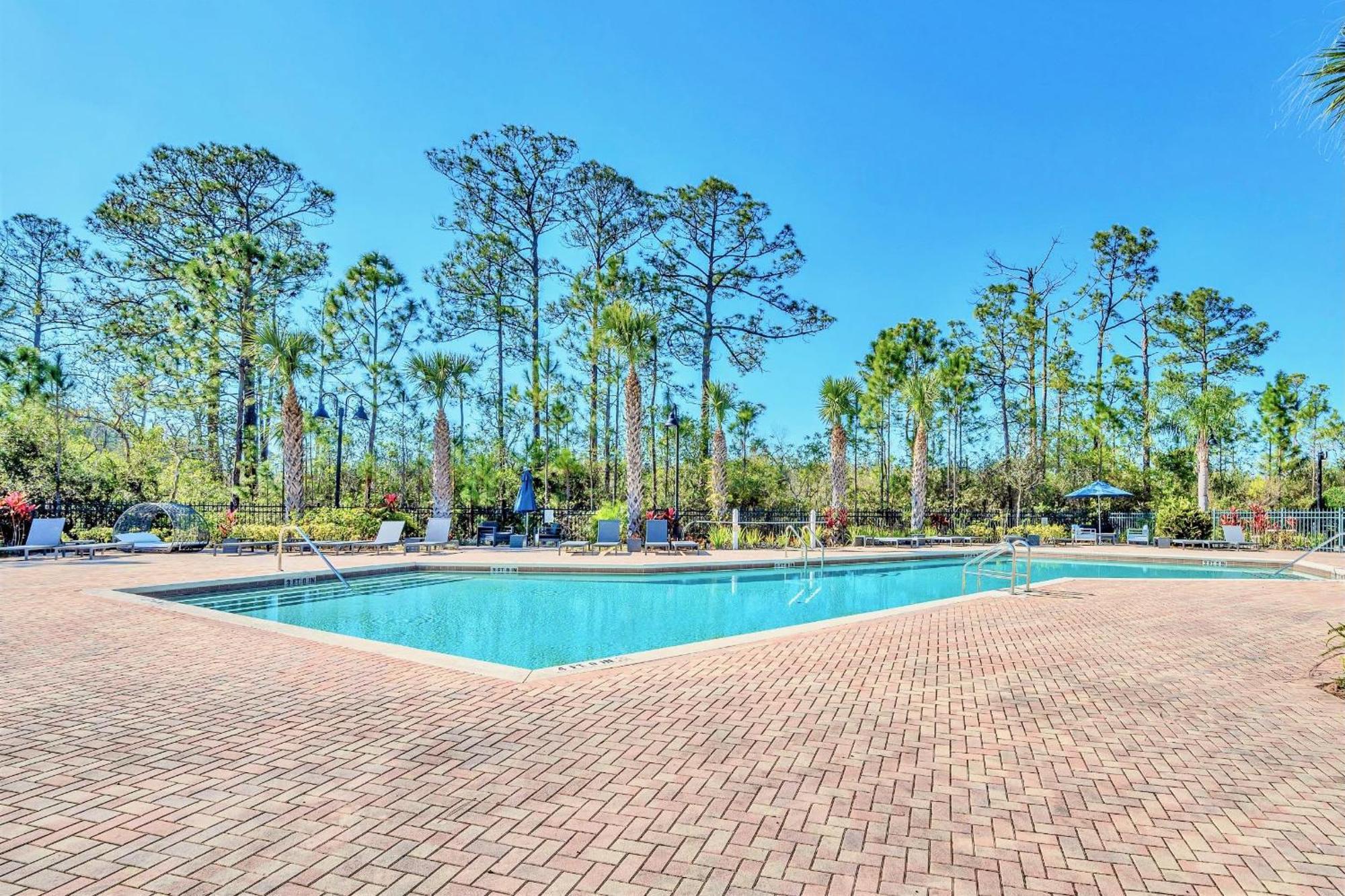 Bright Condo - 2Br With Pool & Hot Tub, Near Disney! Orlando Zewnętrze zdjęcie